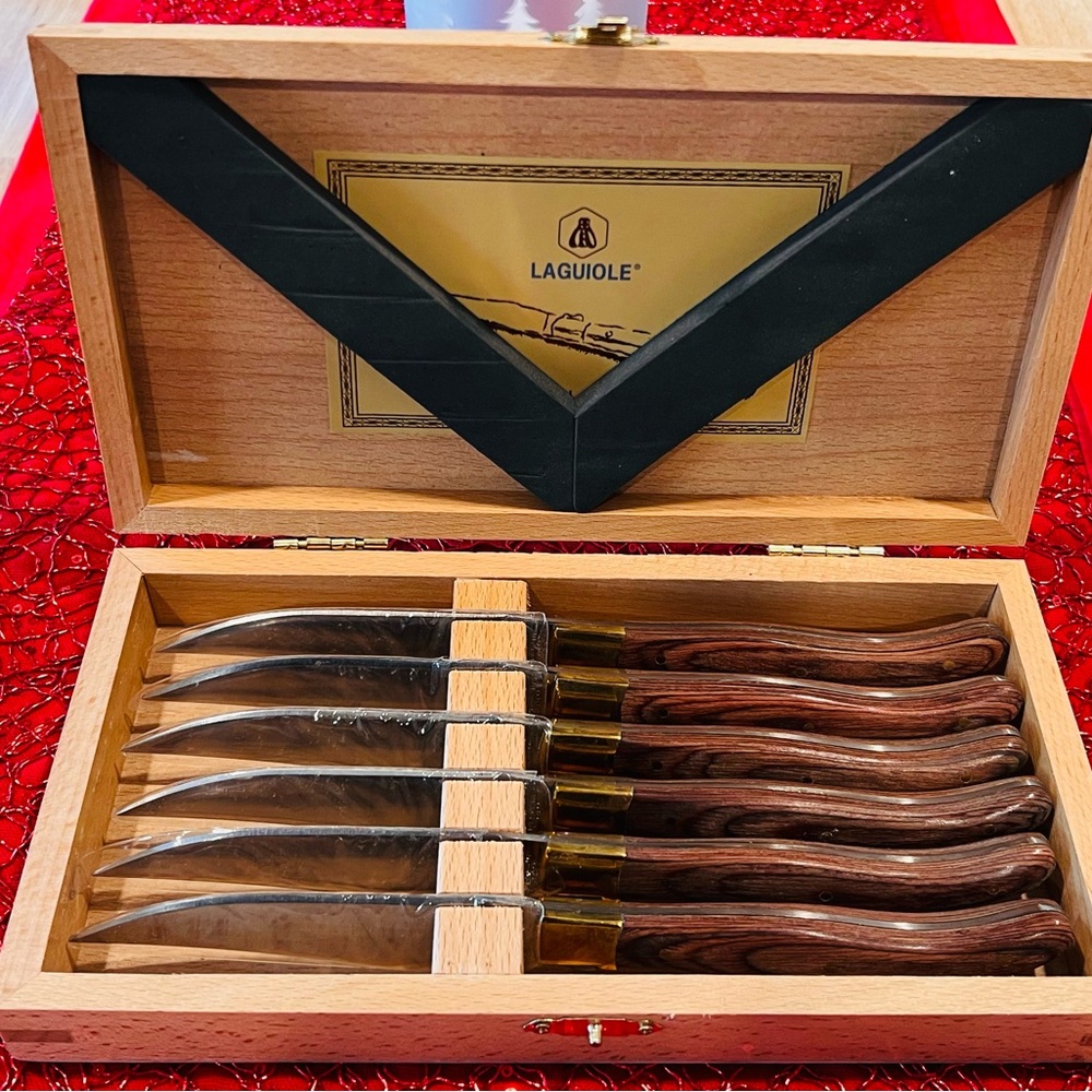 Laguiole Wooden Handle Steak Knife Set of 6 - Picture 4 of 4
